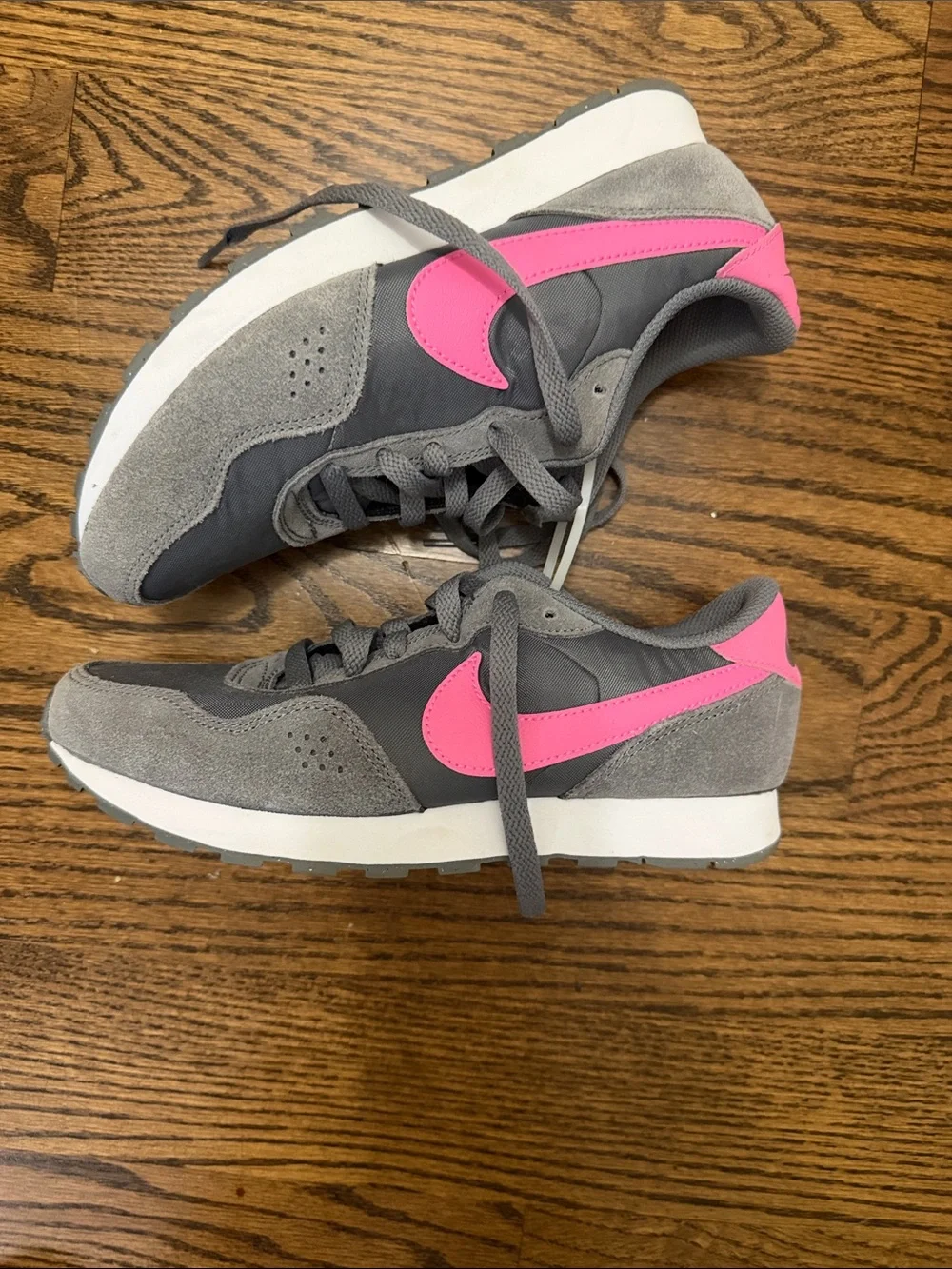 Nike girls Gray & Pink Retro Runner Sneakers